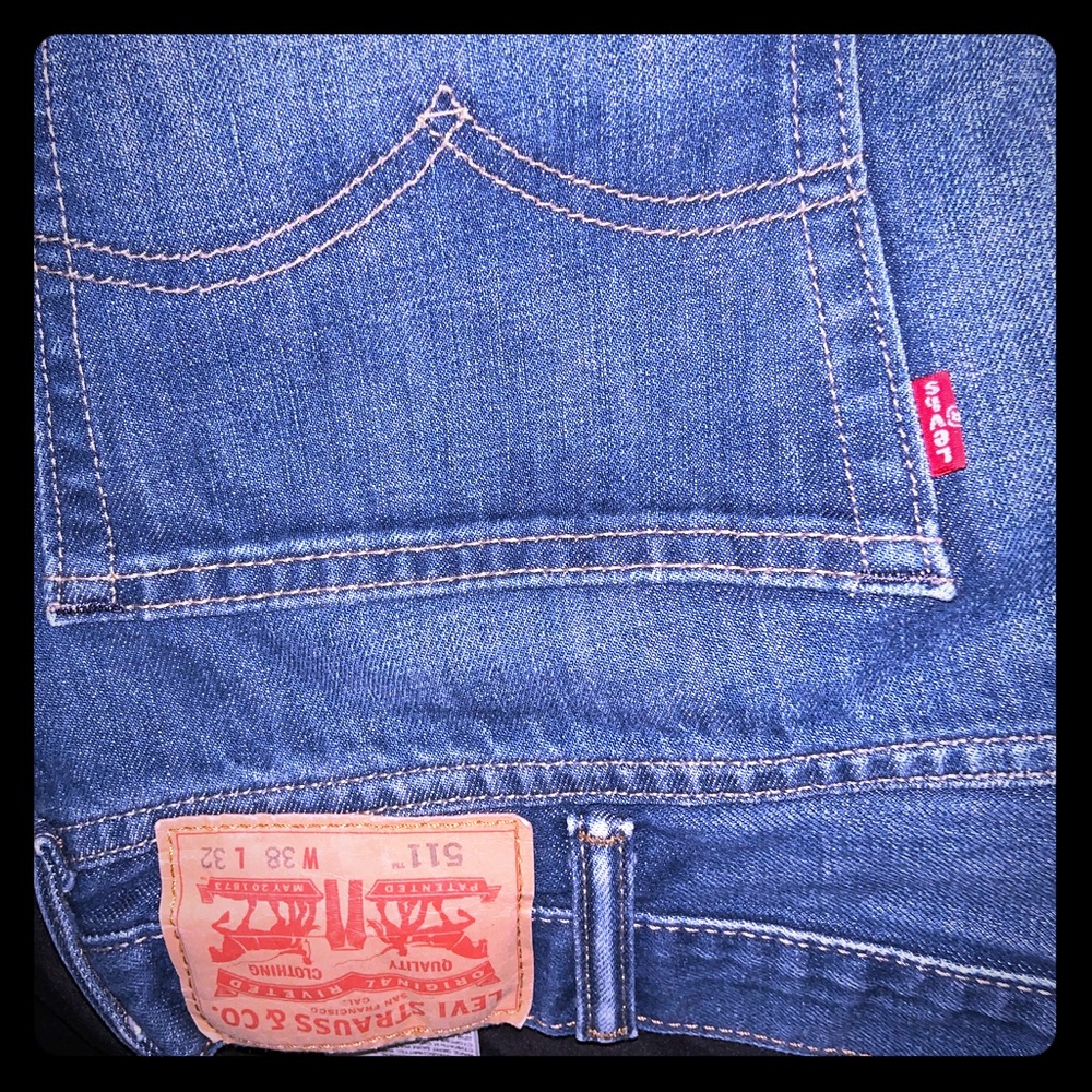 Men’s Levi’s 511 38x32 gently used